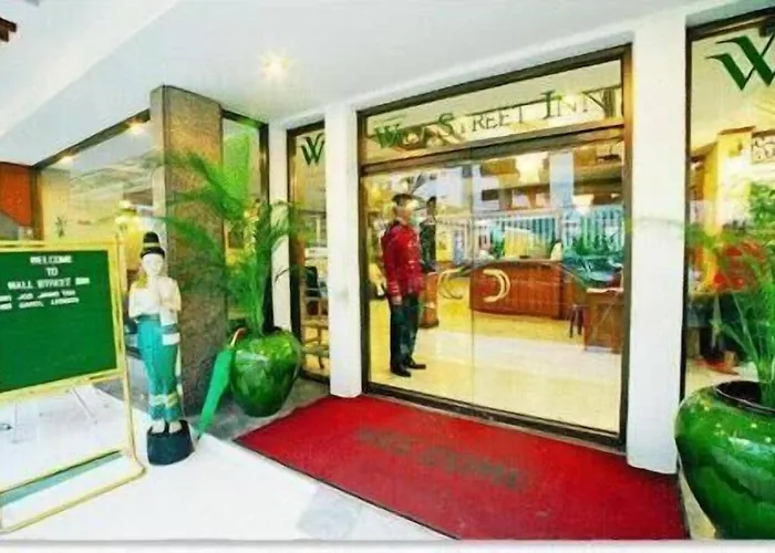 Street Inn, Bangkok