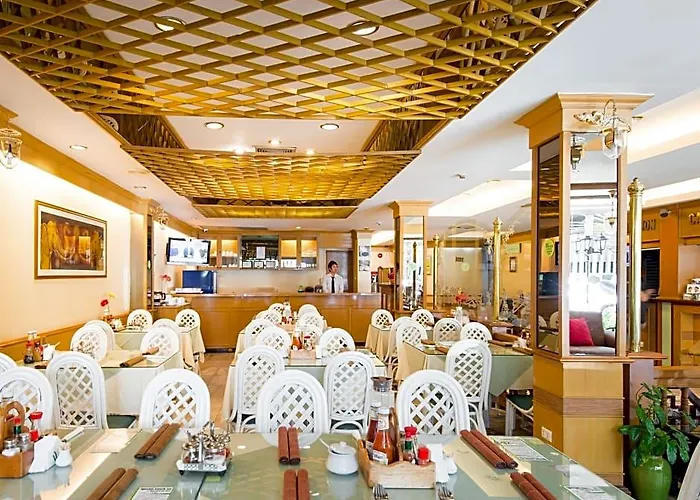 Street Inn, Bangkok